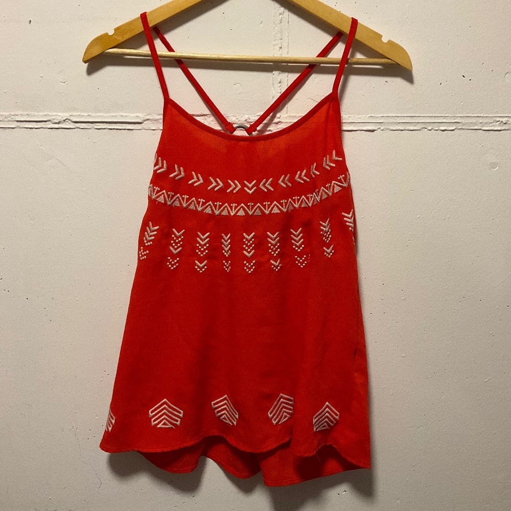 Red Summer Loose and Breezy tank top with embroidered patterns